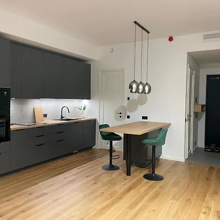 Apartment Uus- Meremaa Near The Stroomi *